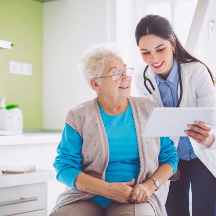 Doctor consulting her patient
